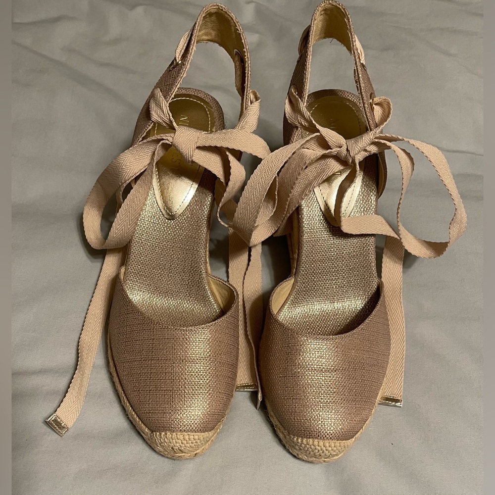 Nine West Beige-ish Espadrille Wedges size 10M